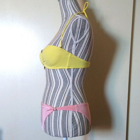 Victoria's secret bikini swimwear set size small 32 C - Picture 3 of 14